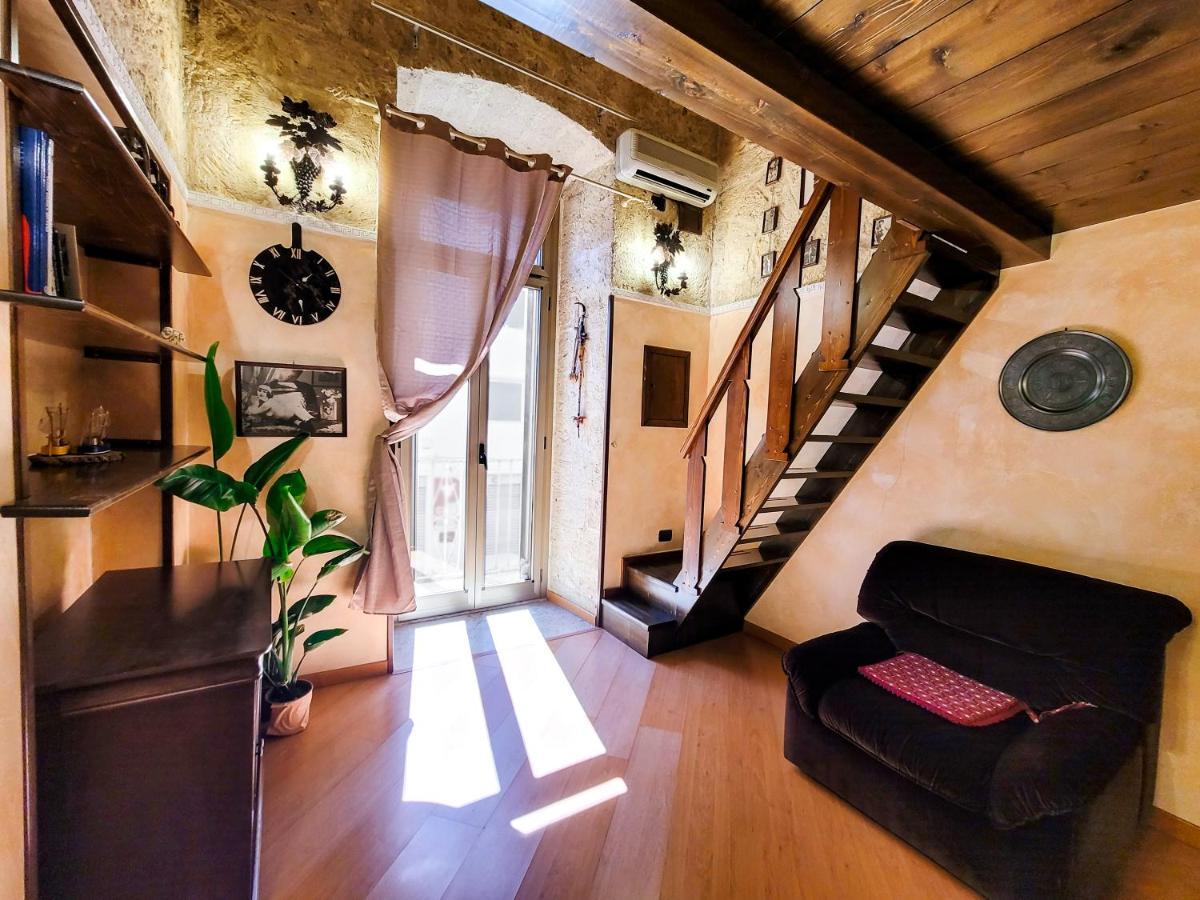 Cozy Classical Residence In The City Center Bari Eksteriør billede